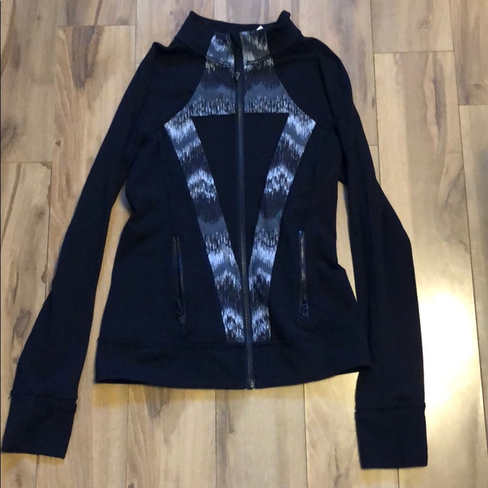 ivivva sweater